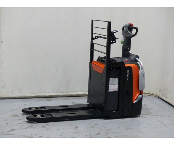 TOYOTA LPE200 1804011703 TOYOTA LPE200 1804011703