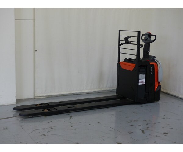 TOYOTA LPE200 1804016016