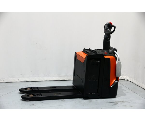 TOYOTA LPE200 1806003123