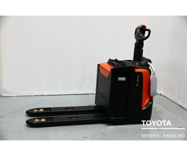 TOYOTA LPE200 1806003118