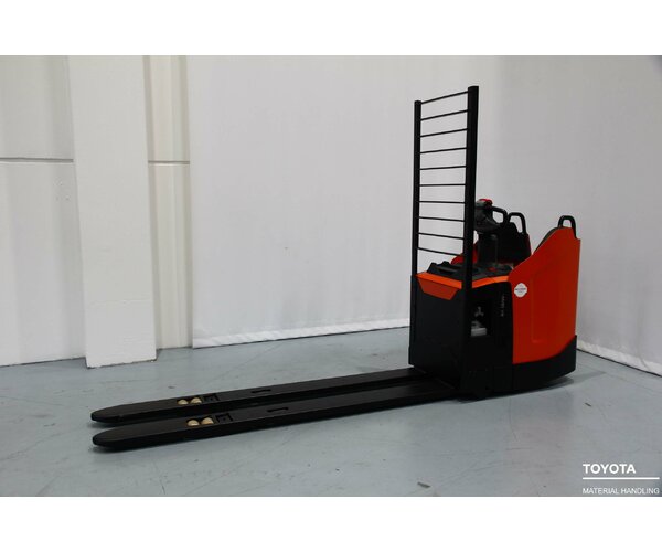 TOYOTA LPE200 1806029569 TOYOTA LPE200 1806029569