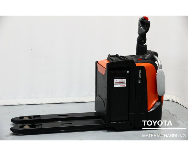 TOYOTA LPE200 1902005730