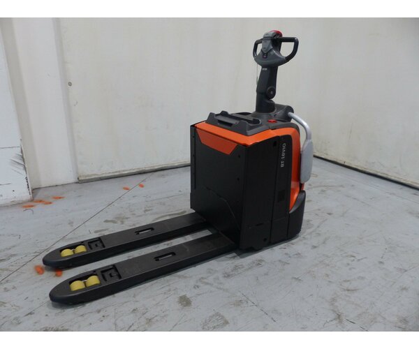 TOYOTA LPE200 1903002604