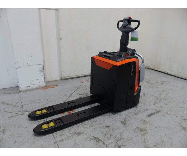 TOYOTA LPE200 1903002606