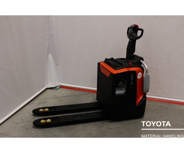 TOYOTA LPE200 1909001797