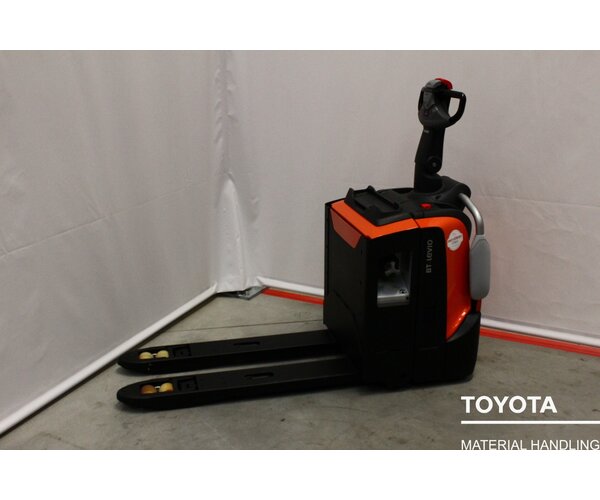 TOYOTA LPE200 1909013324