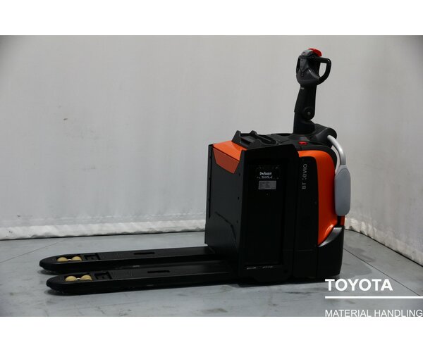 TOYOTA LPE200 1912004064