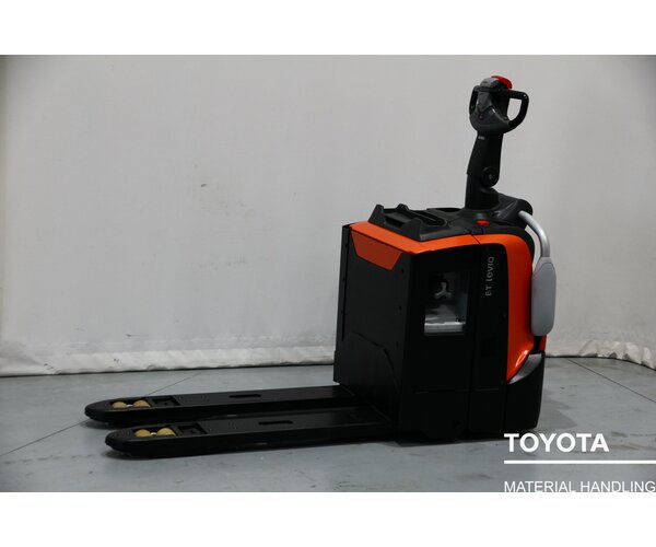 TOYOTA LPE200 2001026756