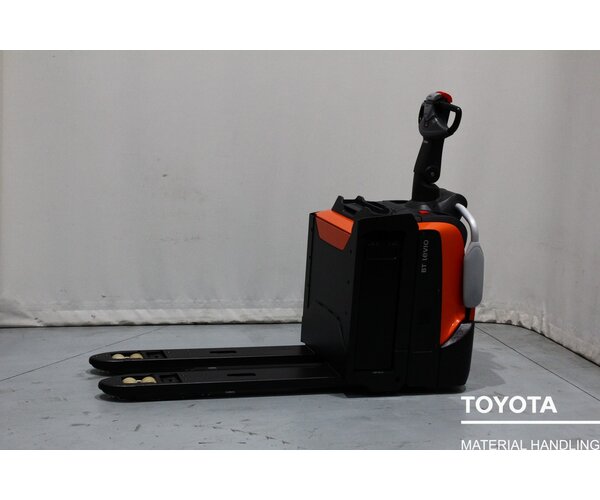 TOYOTA LPE200 2008003853