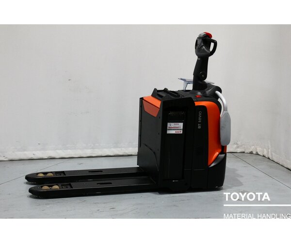 TOYOTA LPE200 2009006724