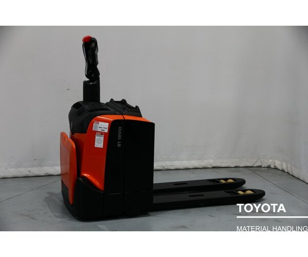 TOYOTA LPE200 2202005736