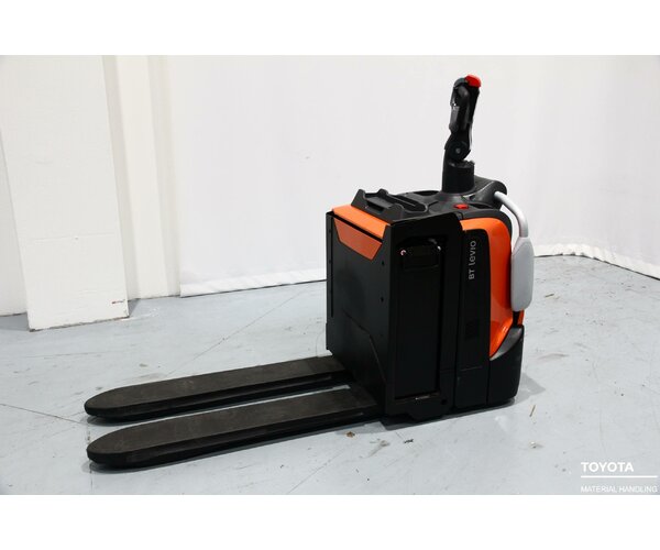 TOYOTA LPE200 2208004440