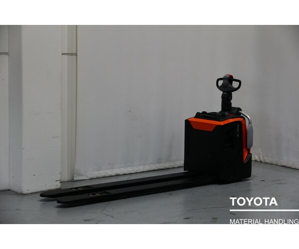 TOYOTA LPE200 2505039681