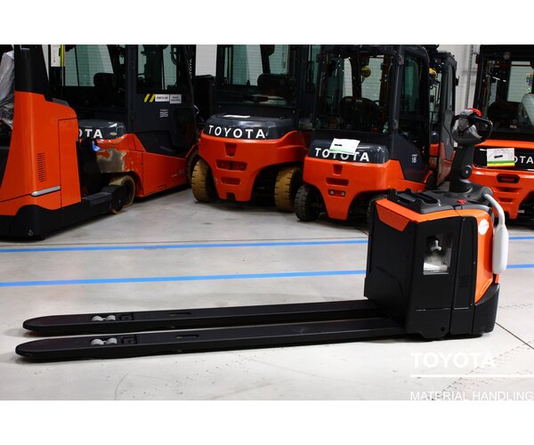 TOYOTA LPE250 2005000535