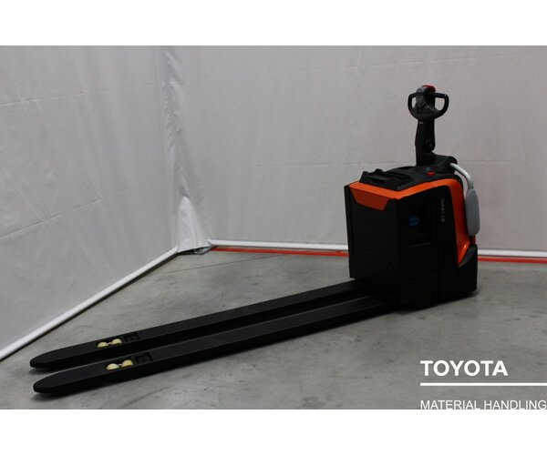 TOYOTA LPE250 2305030626