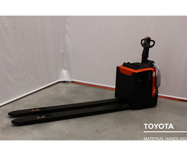 TOYOTA LPE250 2305030617