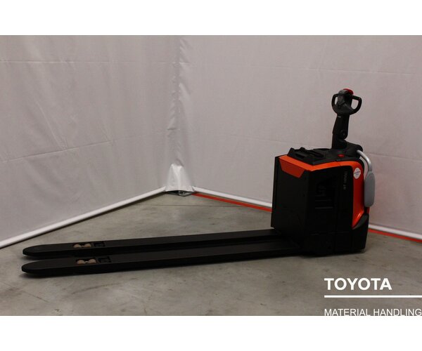 TOYOTA LPE250 2305030631