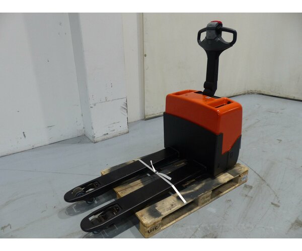 TOYOTA LWE130 1701020251