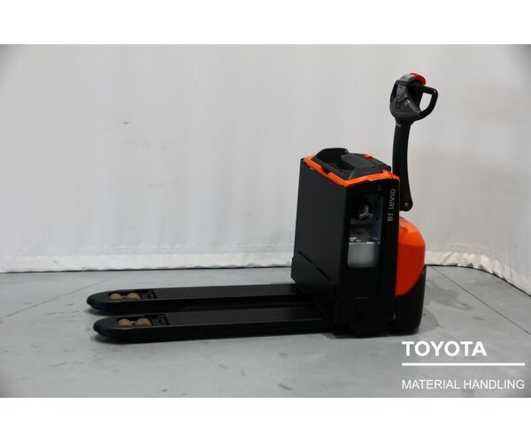 TOYOTA LWE200 1908021471