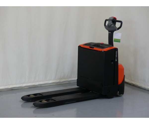 TOYOTA LWE200 1801042448