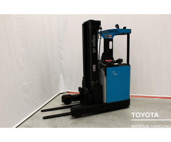 TOYOTA RRE140M 2011011583