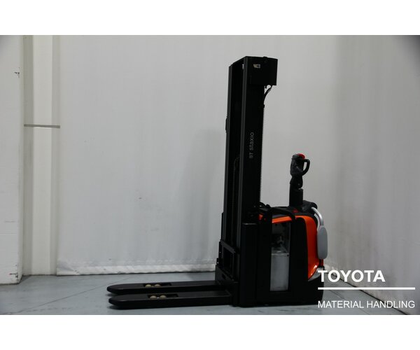 TOYOTA SPE140L 1812035516