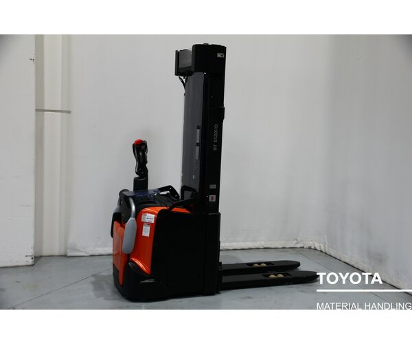 TOYOTA SPE140L 1912016395