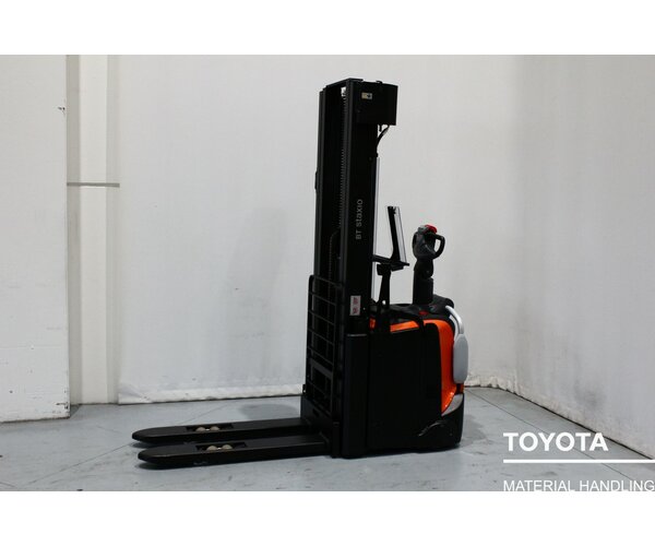 TOYOTA SPE140L 2009036280