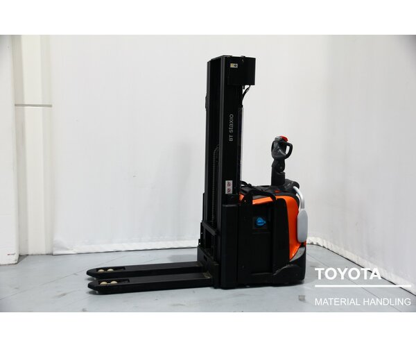 TOYOTA SPE140L 2305019027