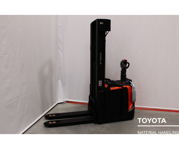 TOYOTA SPE140L 2603048585