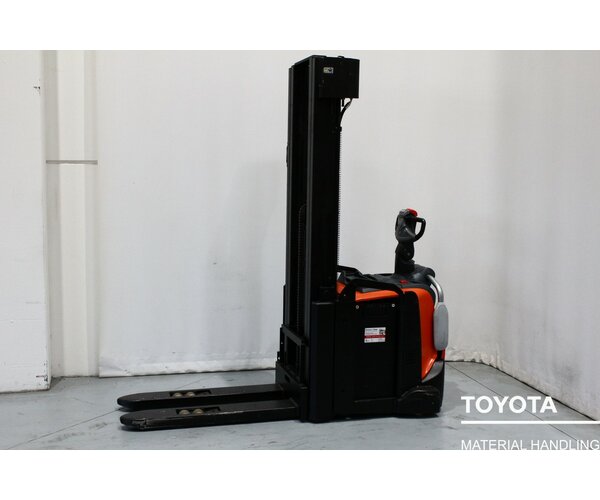 TOYOTA SPE160L 1810001355