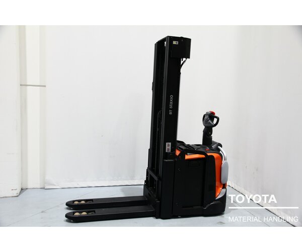 TOYOTA SPE160L 2402029534