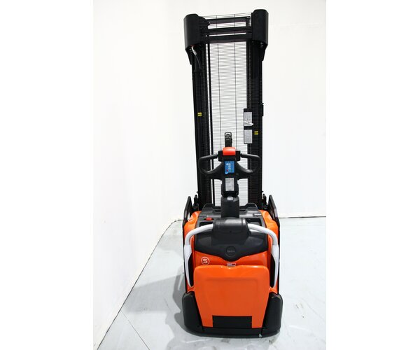 TOYOTA SPE160L 2409038748