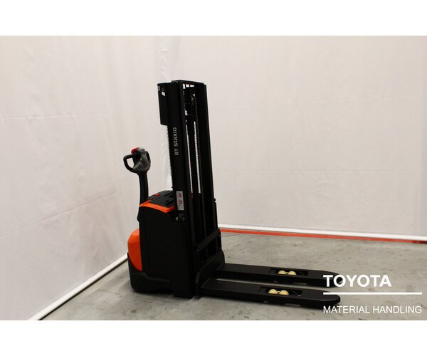 TOYOTA SWE120 1702030023