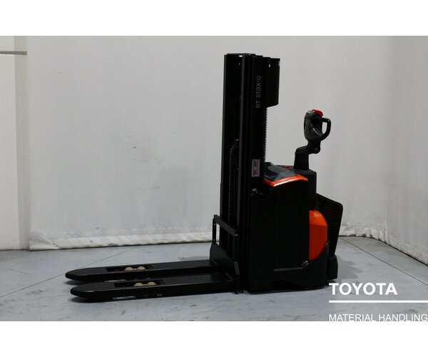 TOYOTA SWE120 1911013354