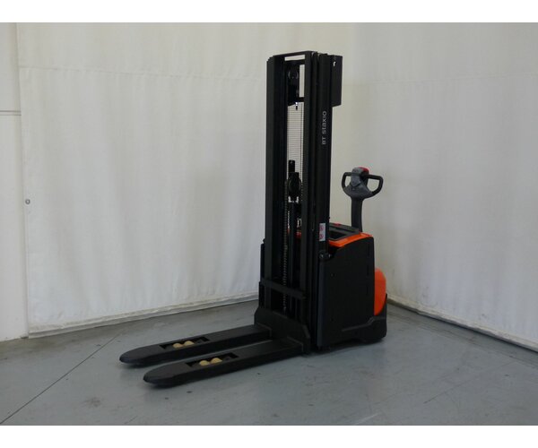 TOYOTA SWE120L 1704036984