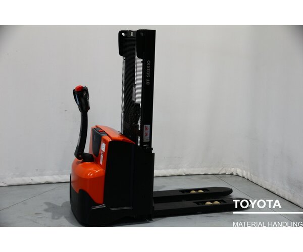 TOYOTA SWE120L 1805032710