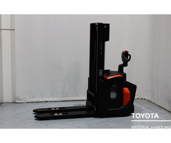 TOYOTA SWE120L 2007007977