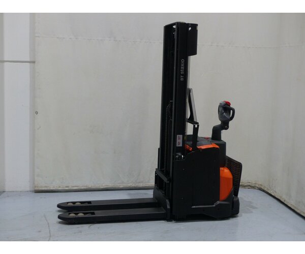 TOYOTA SWE120L 2102038686