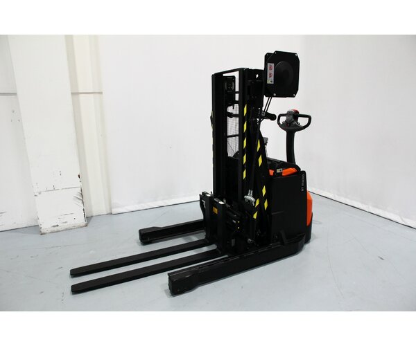 TOYOTA SWE120XR 1801038398 TOYOTA SWE120XR 1801038398