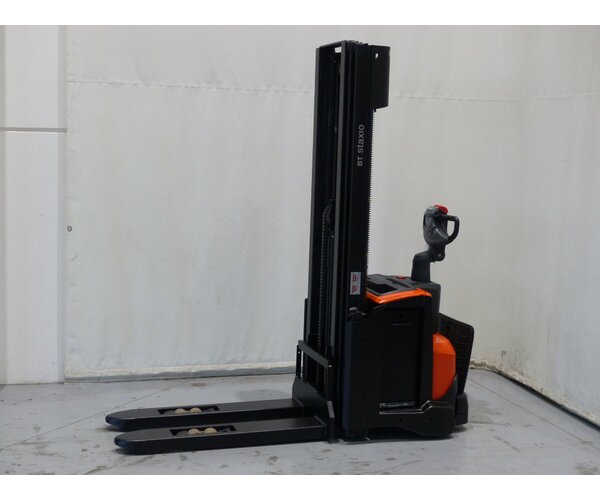 TOYOTA SWE140L 1702027037