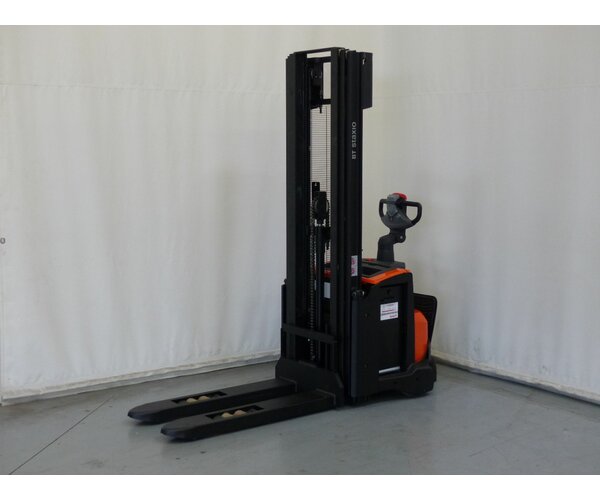 TOYOTA SWE140L 1704028202