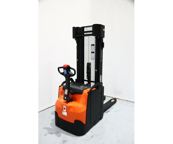 TOYOTA SWE145L 2409027544