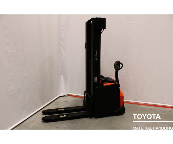 TOYOTA SWE160 1903009057