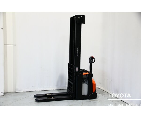 TOYOTA SWE160 1911032958