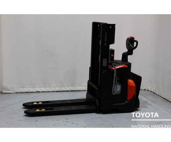 TOYOTA SWE200D 1805011869