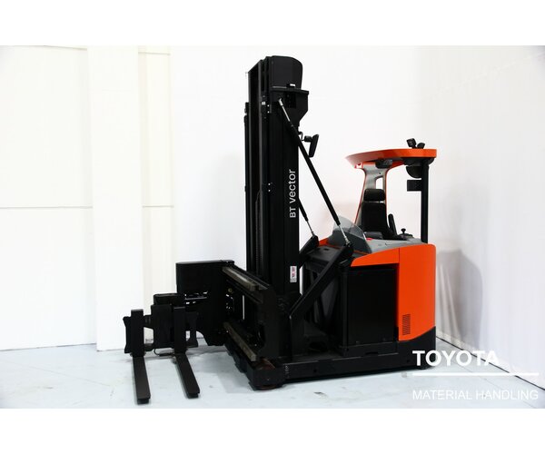 TOYOTA VRE150 1801011949